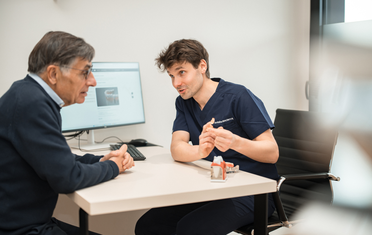 Implant dentaire Chirurgiens-dentistes à Rumilly près d'Aix-les-bains | Cabinet RDental